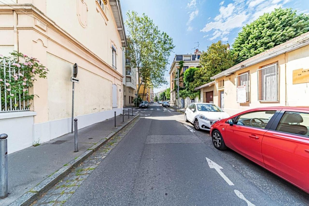 Le Melzet Charmant 4 Pers Avec Terrasse Charpennes Вильорбан Екстериор снимка