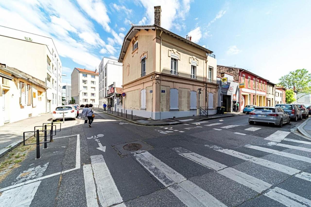 Le Melzet Charmant 4 Pers Avec Terrasse Charpennes Вильорбан Екстериор снимка
